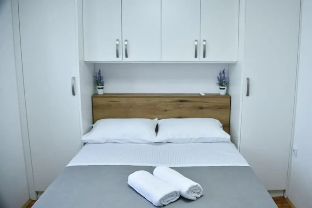 Apartment T&T Sea View Apartment, Balcony, Barbecue, Parking Zadar Croatia