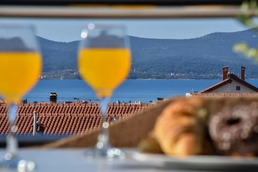 Apartment T&T Sea View Apartment, Balcony, Barbecue, Parking Zadar