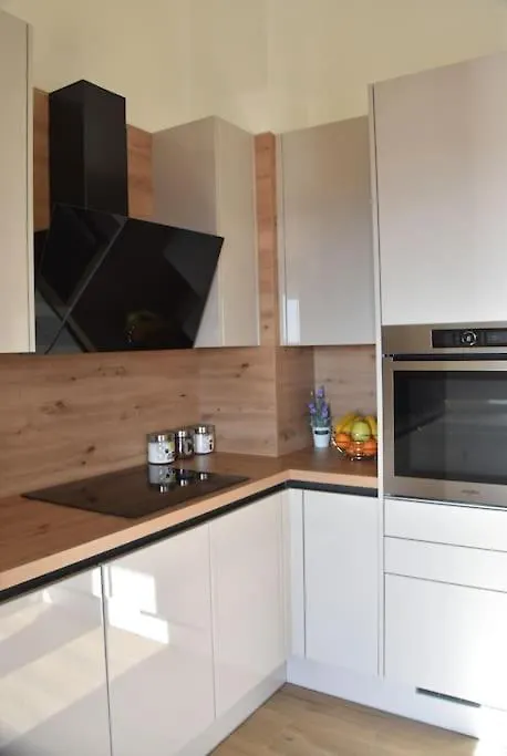 T&T Sea View Apartment, Balcony, Barbecue, Parking Zadar